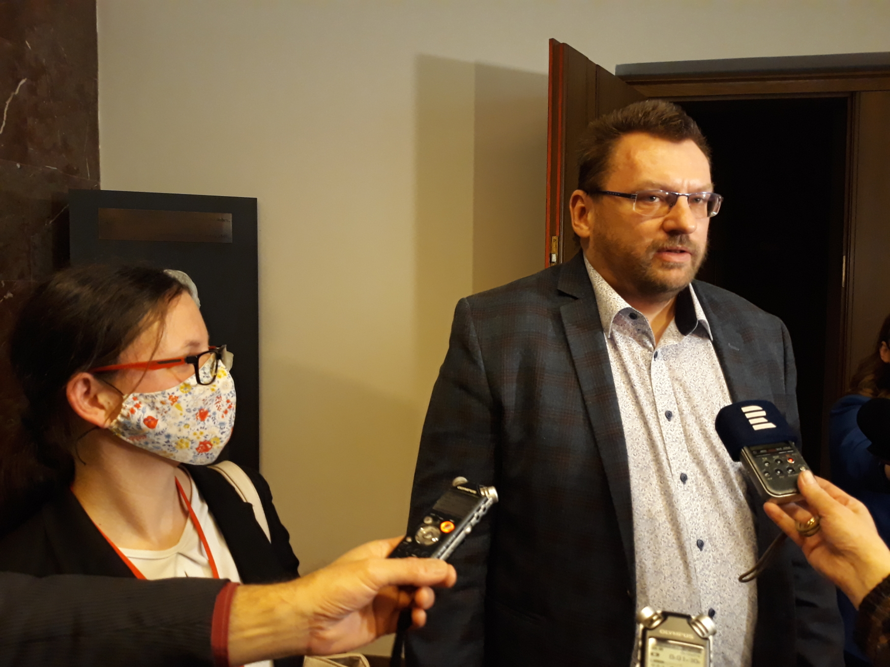 Nezařazený poslanec Lubomír Volný.