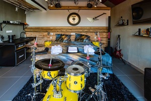 Wellness Rock Live.