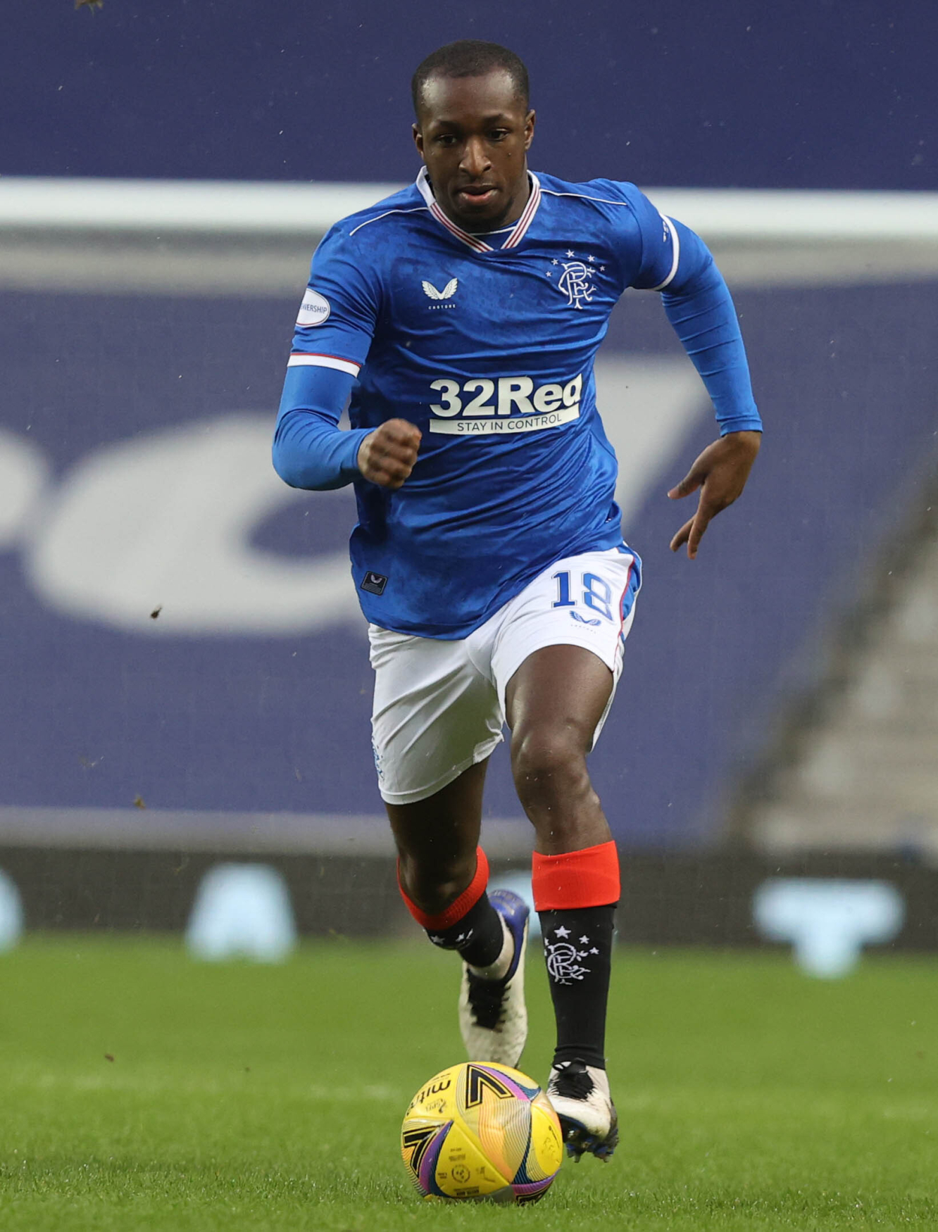 Fotbalista Glasgow Rangers Glen Kamara.
