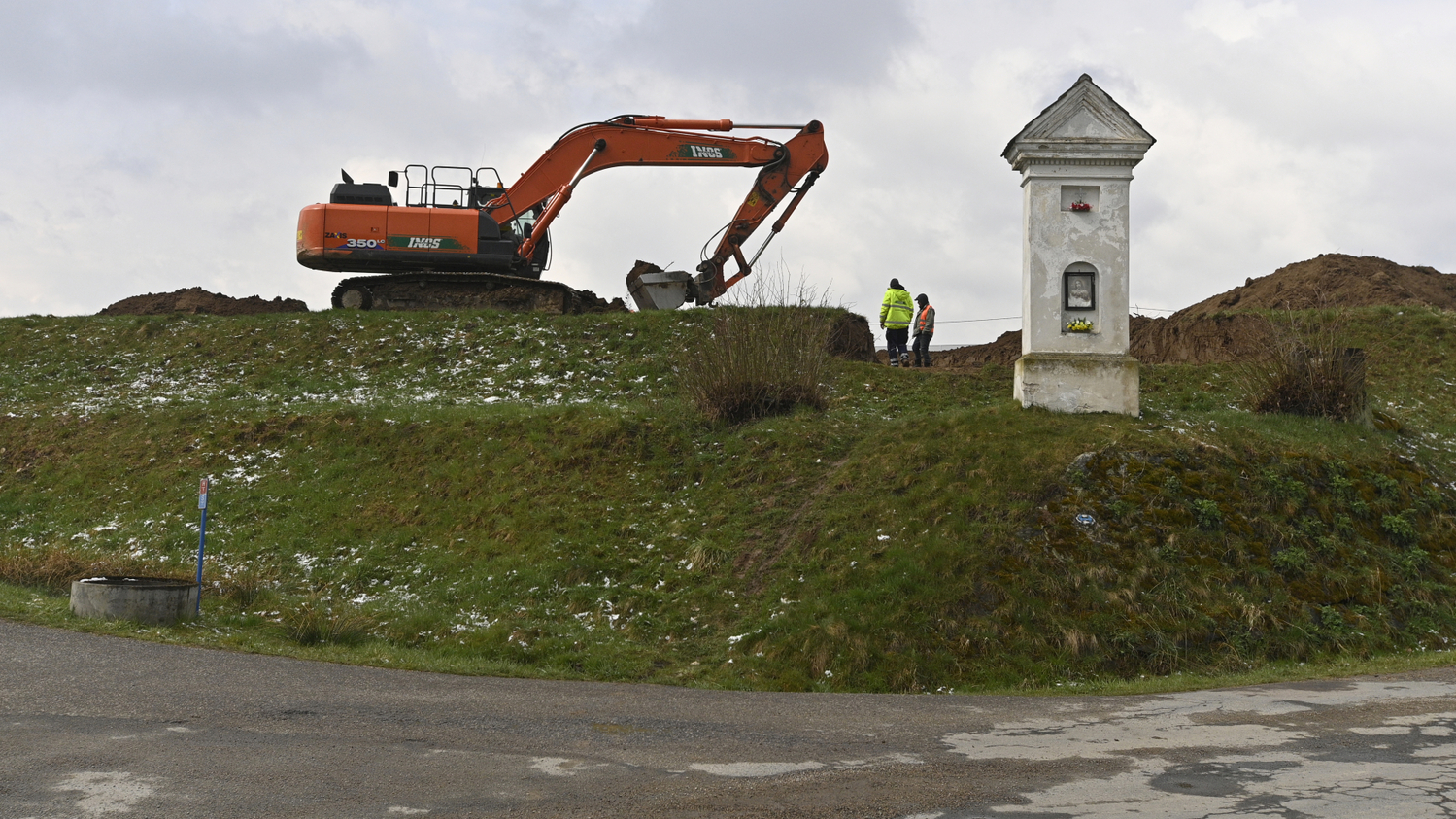 V Olbramovicích na Benešovsku 13. dubna 2021 začala stavba obchvatu.