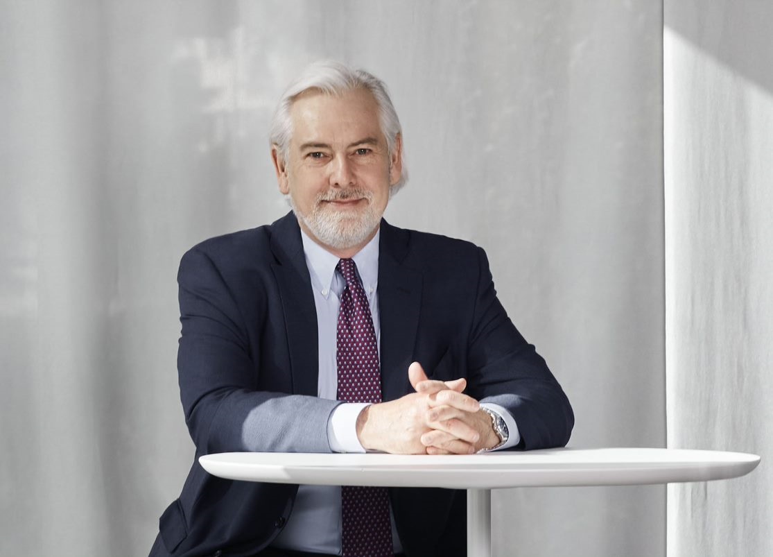 Generální ředitel Philip Morris Jacek Olczak.
