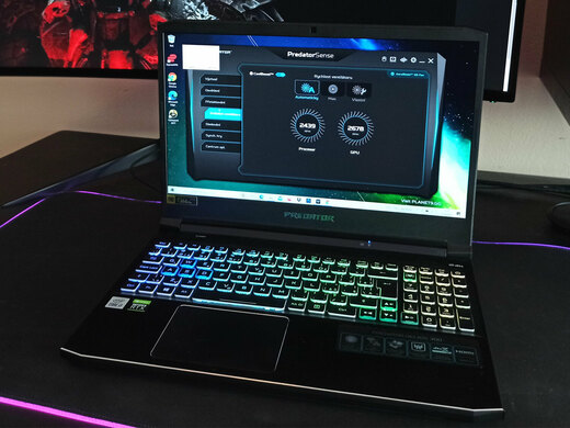 Acer Predator Helios 300 - výkon stolního PC v mobilním řešení.