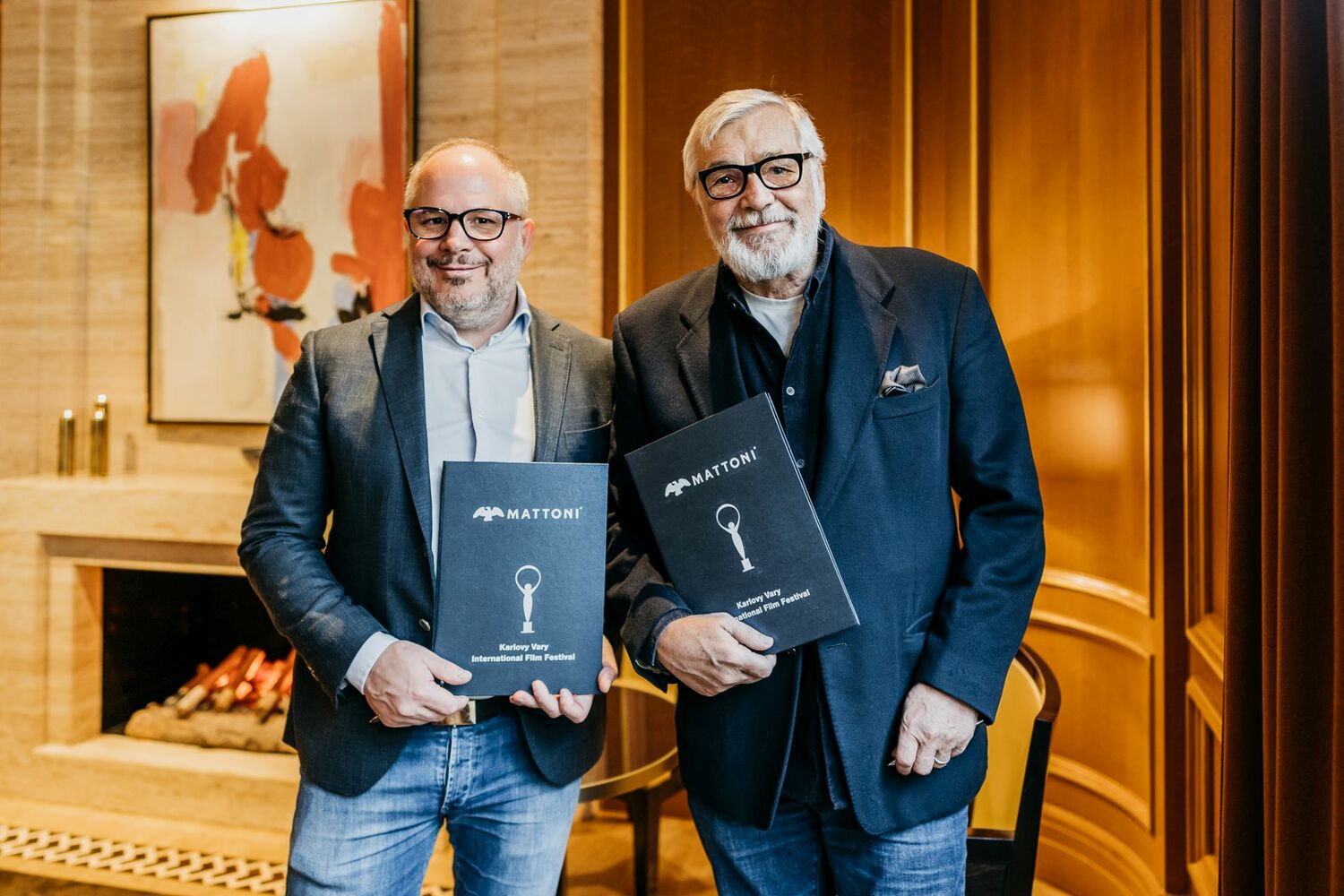 Alessandro Pasquale, generální ředitel společnosti Mattoni (vlevo) a prezident karlovarského filmového festivalu Jiří Bartoška.