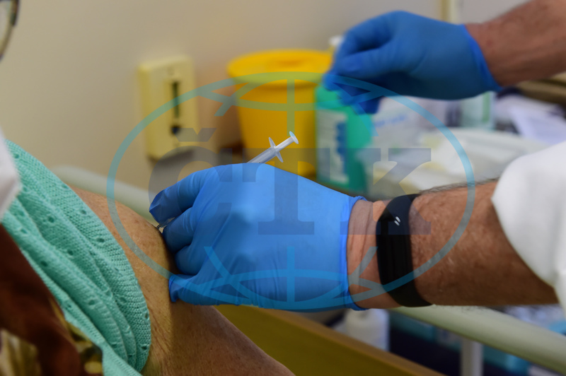 Živě: Očkování blíž lidem – jak dál v prevenci šíření covidu-19.