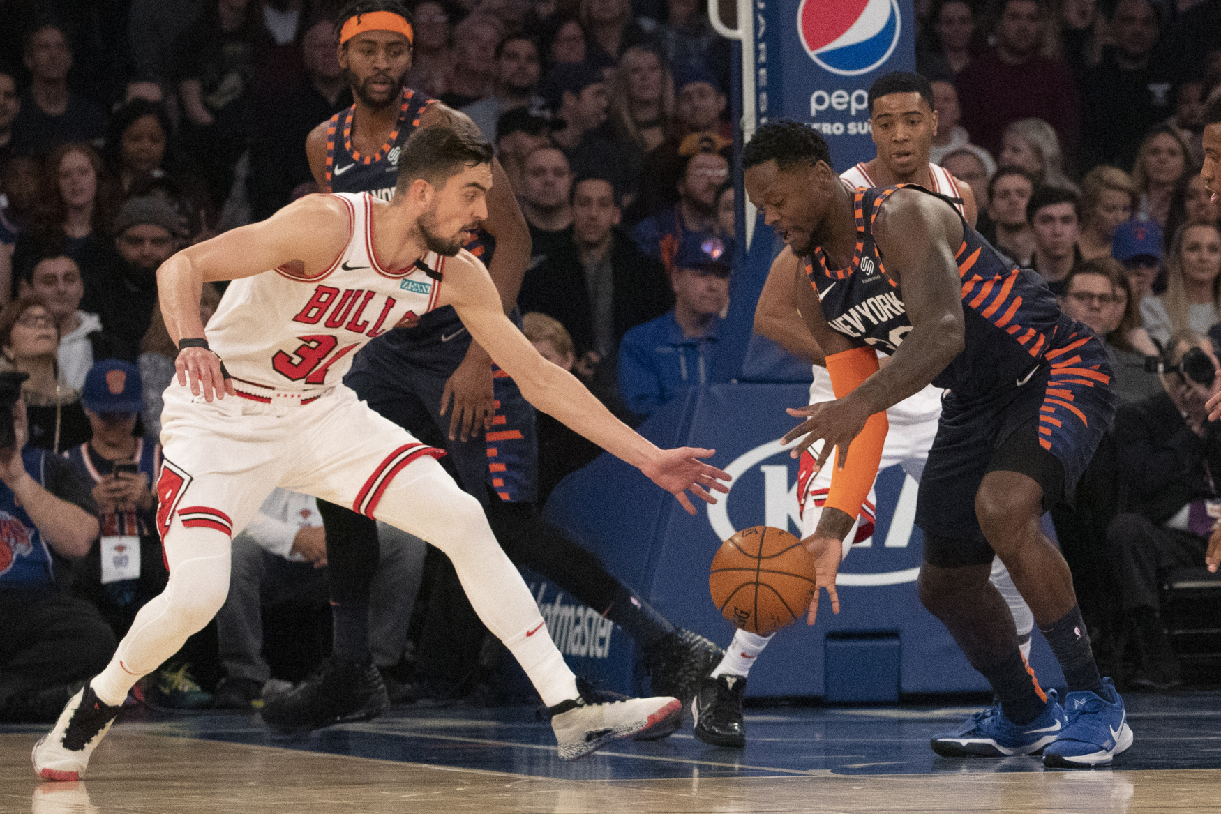 Český basketbalista (ještě) ve službách Chicaga Tomáš Satoranský.