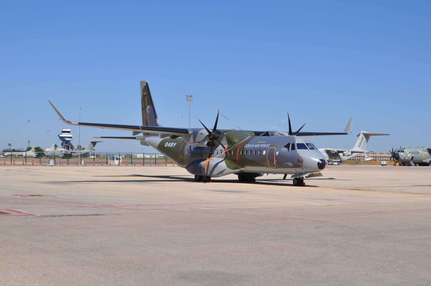 CASA C-295 MW, vojenský transportní letoun.