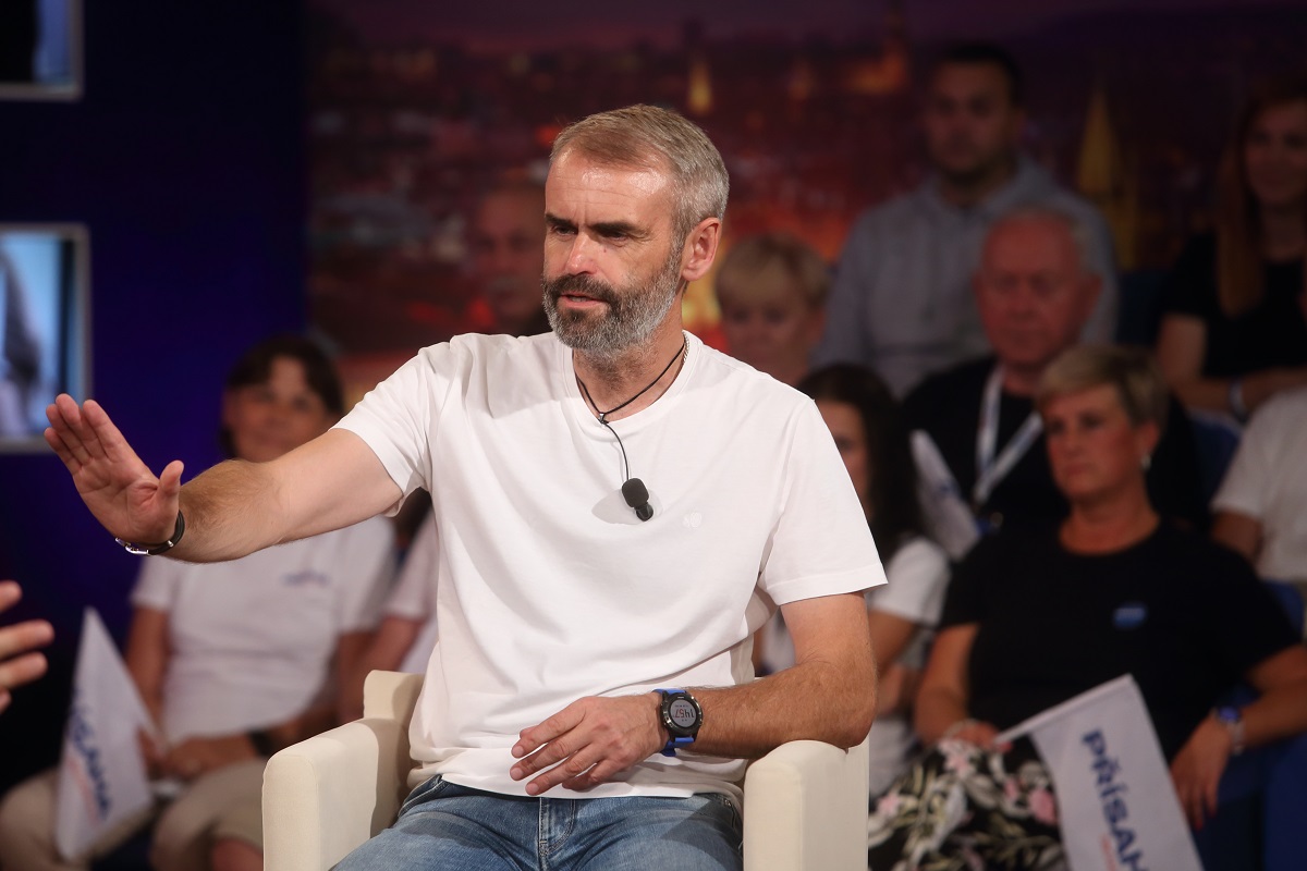 Lídr občanského hnutí Přísaha Robert Šlachta.
