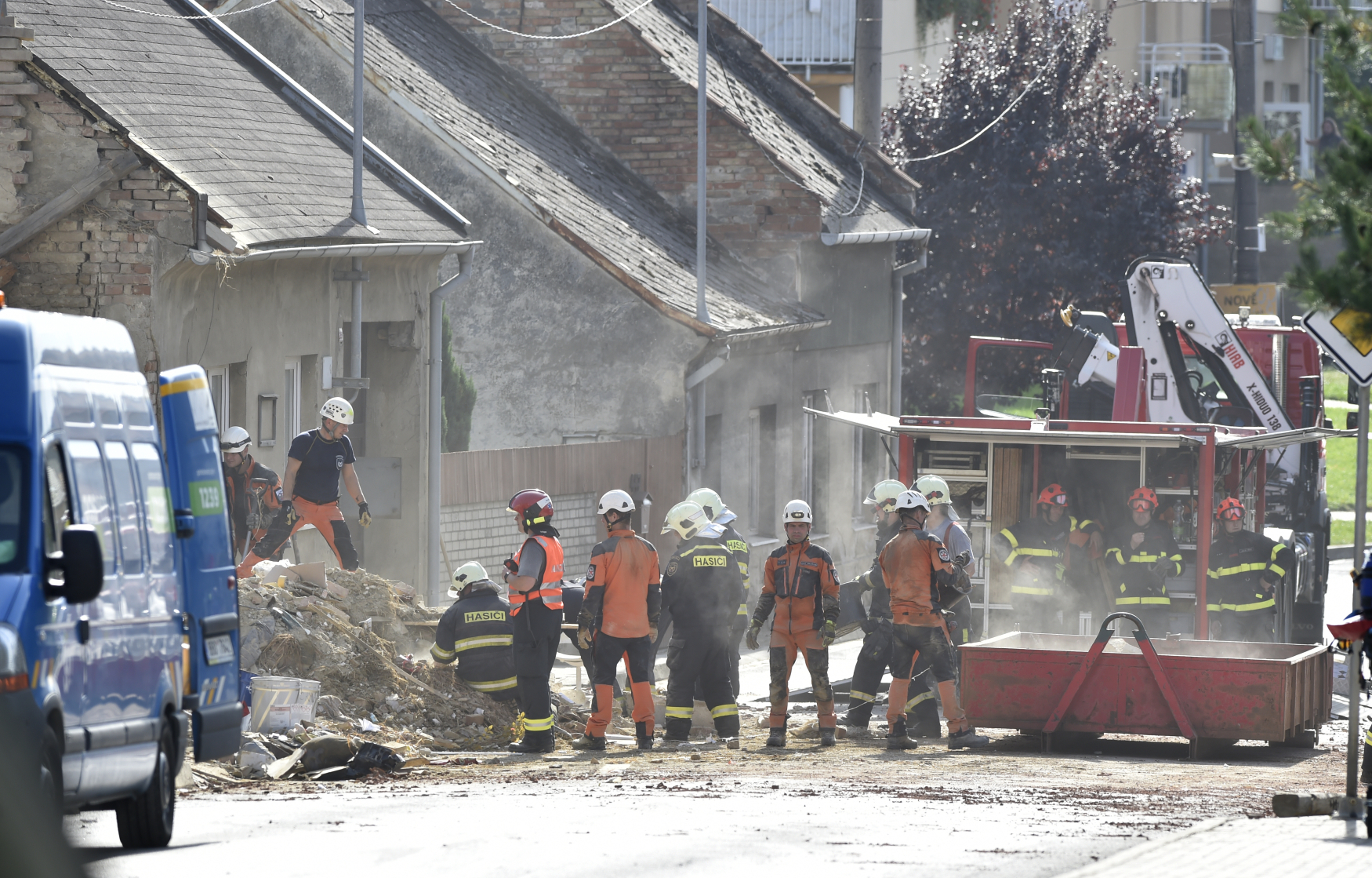 Hasiči zasahovali 15. září 2021 u výbuchu plynu v rodinném domě v Koryčanech na Kroměřížsku. Neštěstí si vyžádalo životy dvou lidí.