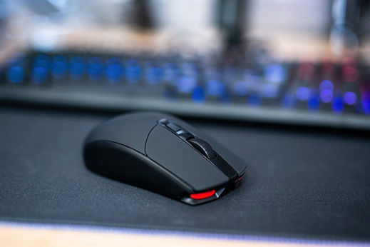 uRage Reaper 310 Unleashed - praktická bezdrátová herní myš.