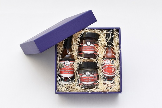 Dárkové balení oceněných chilli omáček a chutney.