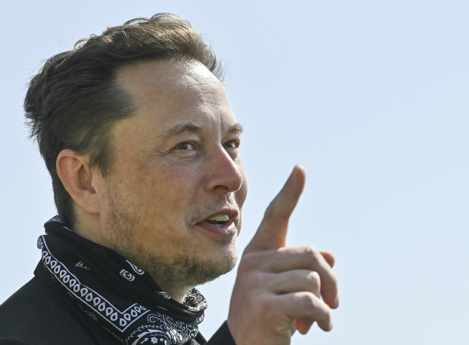 Nejbohatší muž planety Elon Musk.