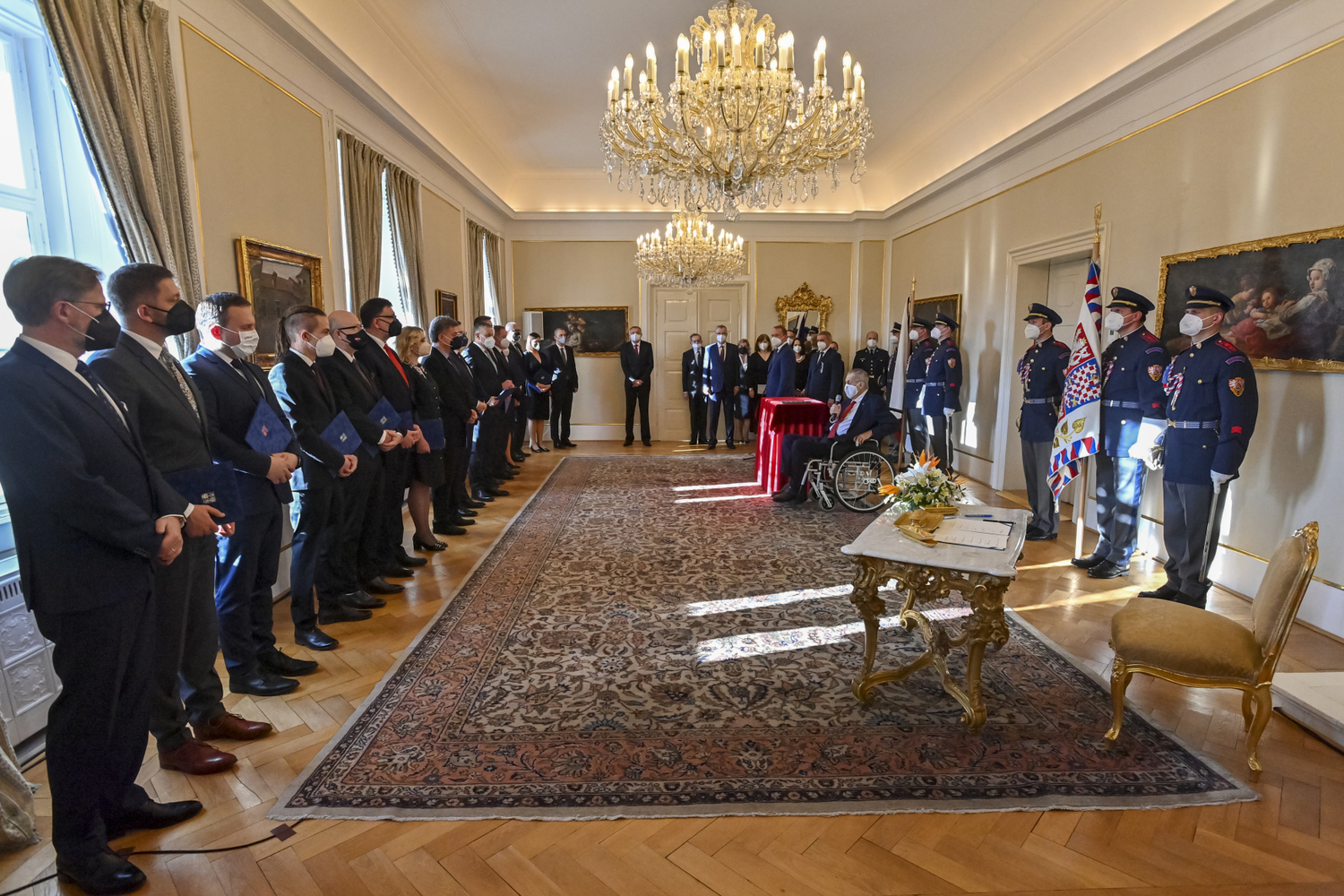 Jmenování vlády Petra Fialy (ODS) na zámku v Lánech.