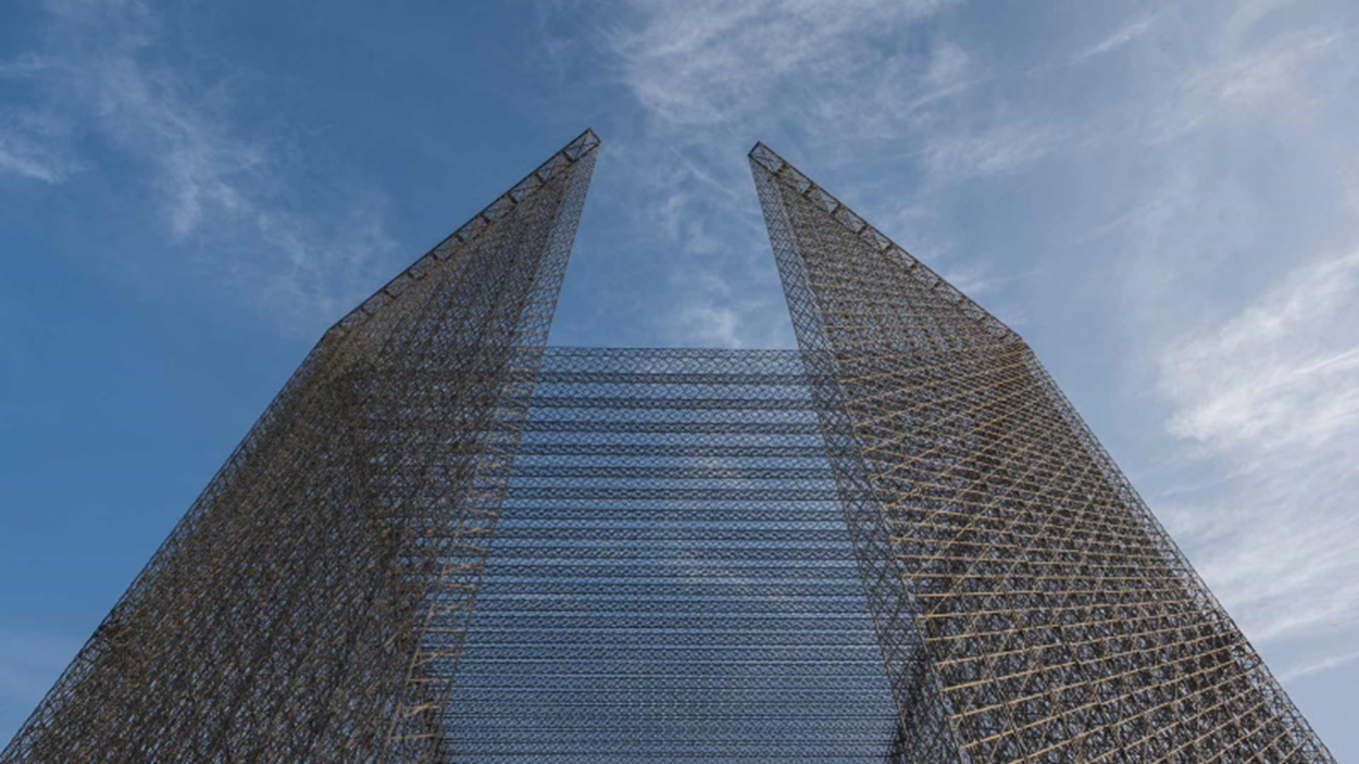 Brána do areálu světové výstavy EXPO 2020 v Dubaji.