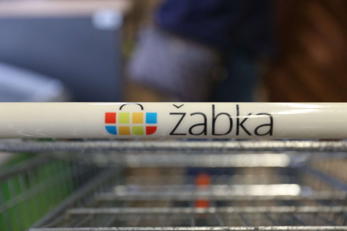 Maloobchodní síť prodejen Žabka.
