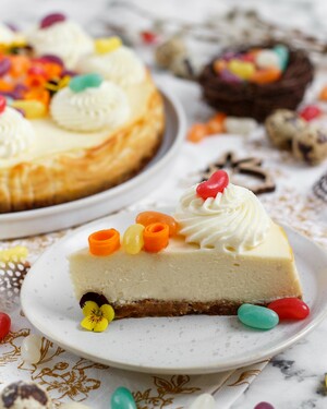 Lahodný mrkvový cheesecake.