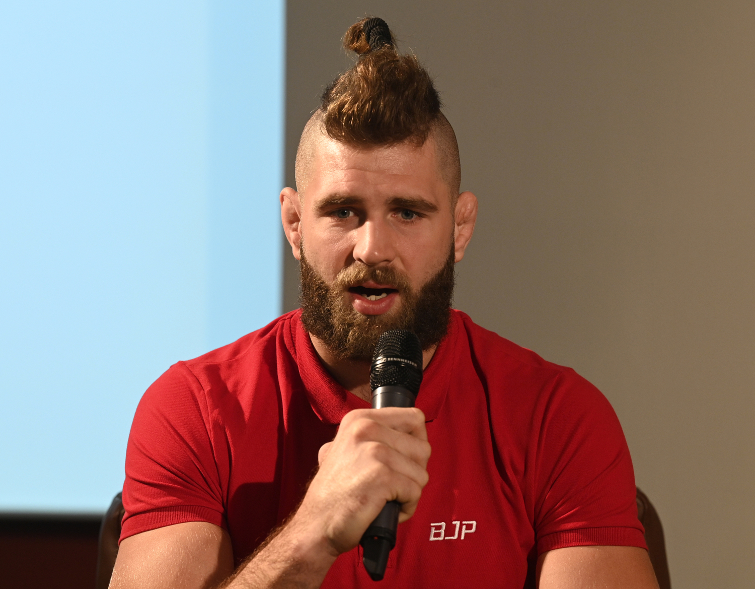 Elitní český MMA bojovník Jiří Procházka.