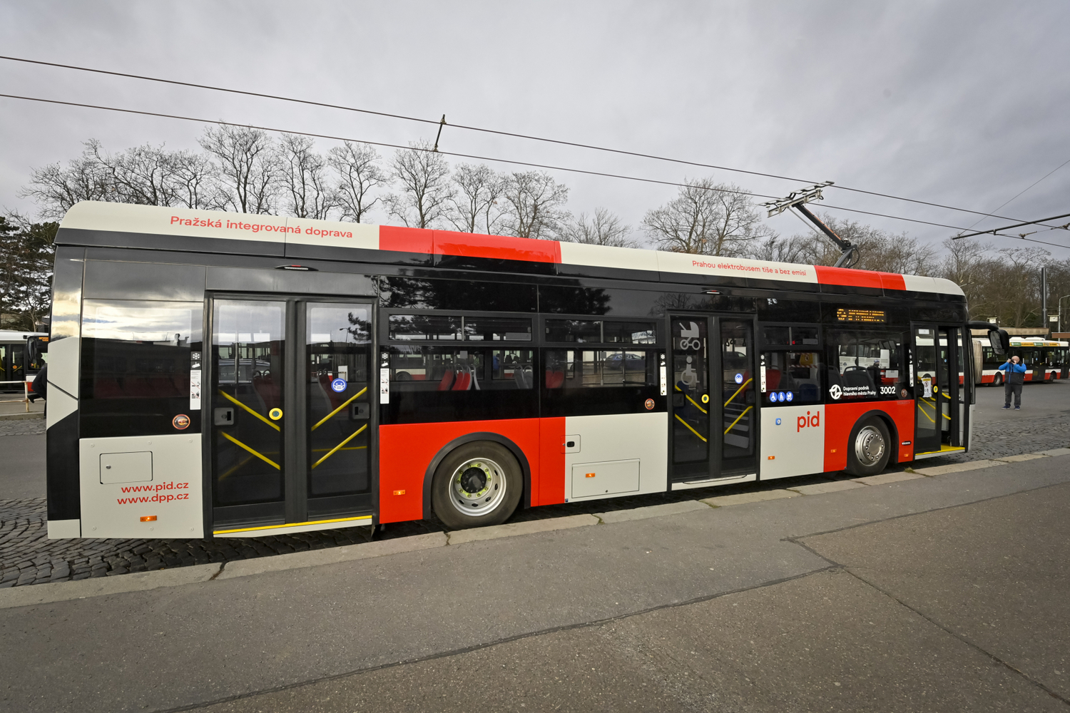 Elektrobus dopravního podniku hlavního města Prahy (ilustrační foto).