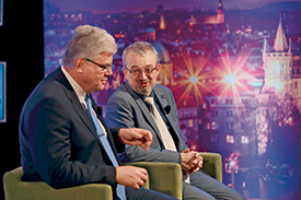 Ředitel Fakultní nemocnice v Motole Miloslav Ludvík a poslanec Marek Benda (ODS) v Aréně Jaromíra Soukupa na TV Barrandov. Ředitel Fakultní nemocnice v Motole Miloslav Ludvík a poslanec Marek Benda (ODS) v Aréně Jaromíra Soukupa na TV Barrandov.