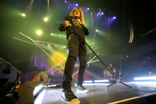 Pražský koncert kapel Whitesnake a Europe.