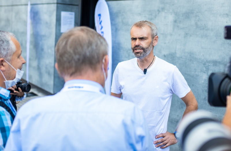Lídr občanského hnutí Přísaha Robert Šlachta.
