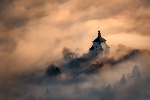 Tajemný závoj (foto Petr Kováčik).