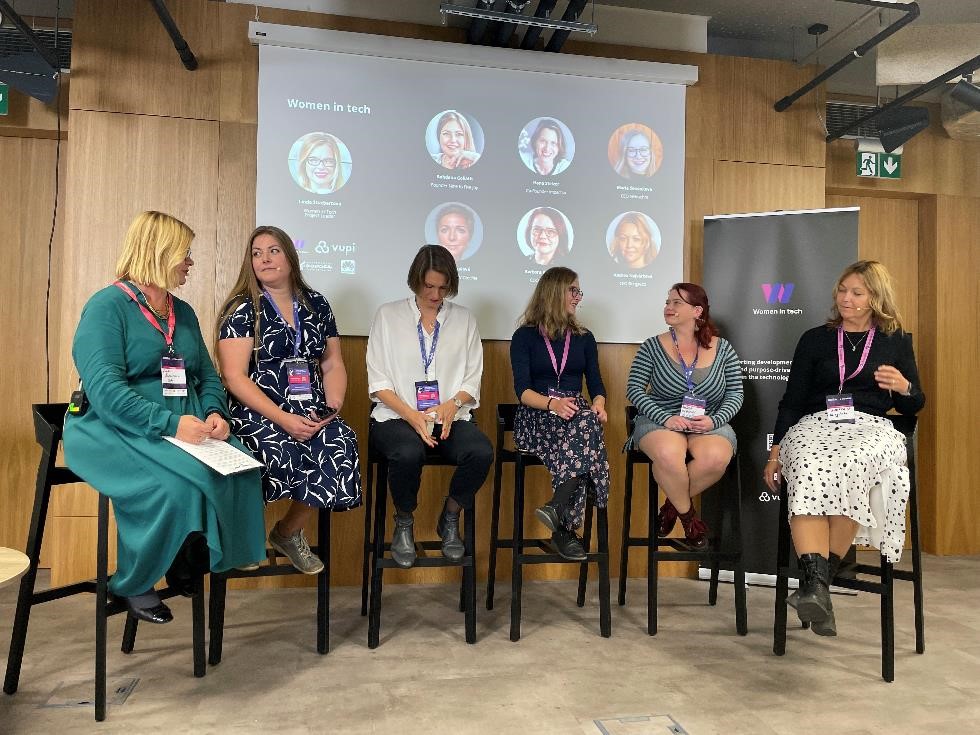 Finalistky programu Women In Tech.