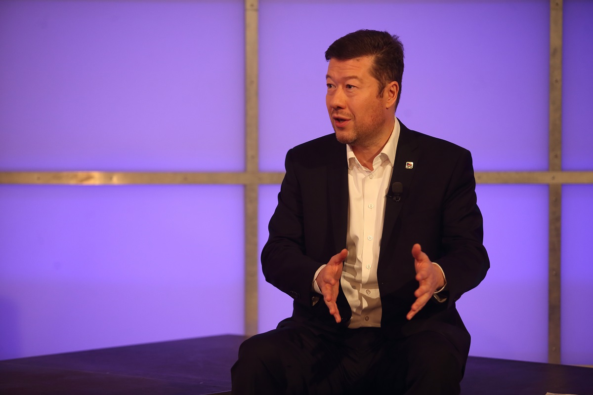 Předseda SPD Tomio Okamura v pořadu Jaromír Soukup LIVE TV Barrandov.