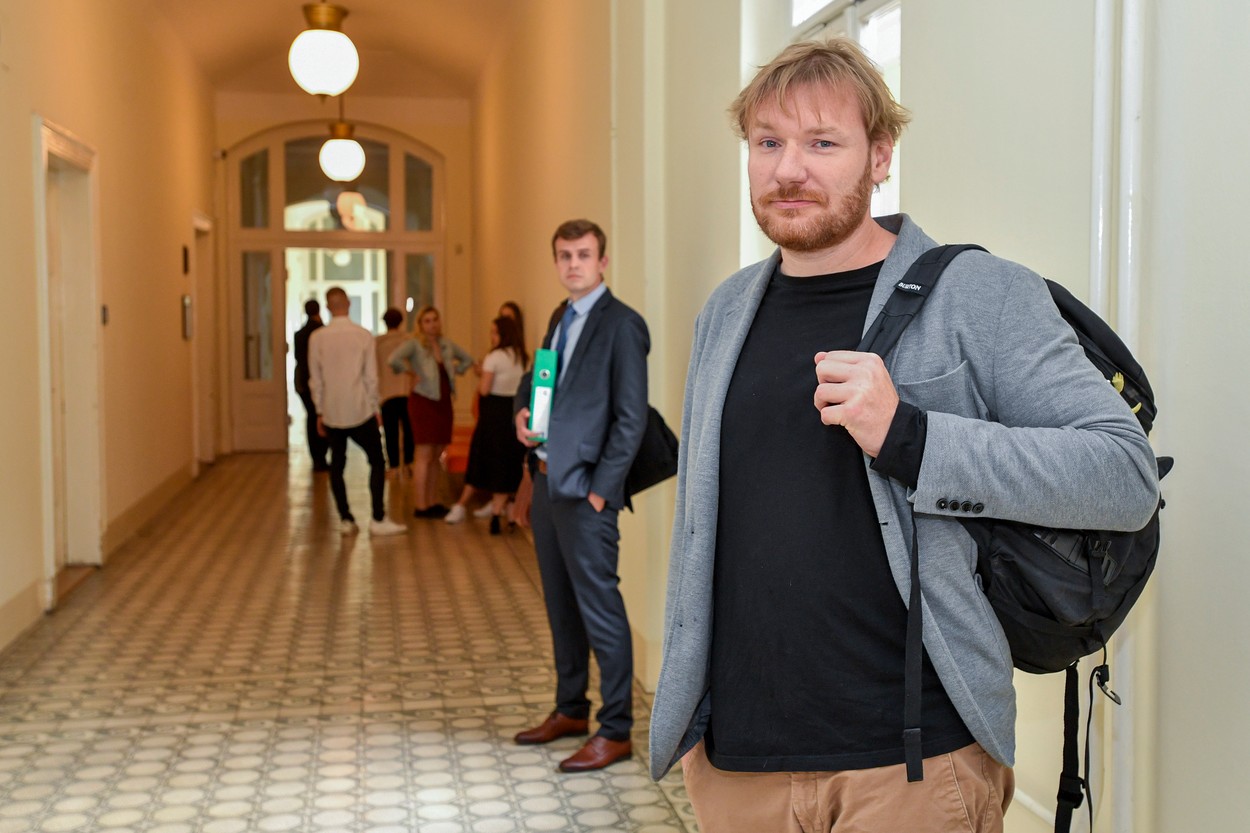 Režisér nedokončeného filmu Poslední z Aporveru Tomáš Krejčí u soudu (na snímku z 21. července 2020).