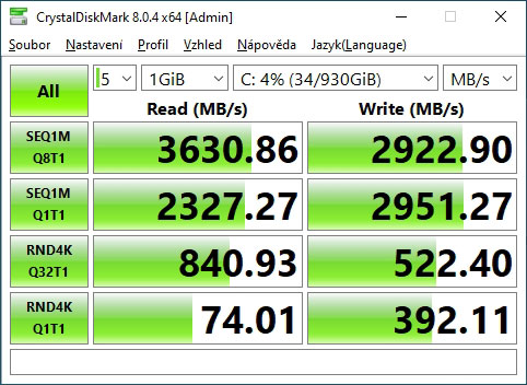 Herní počítače pod stromečkem potěší každého hráče.