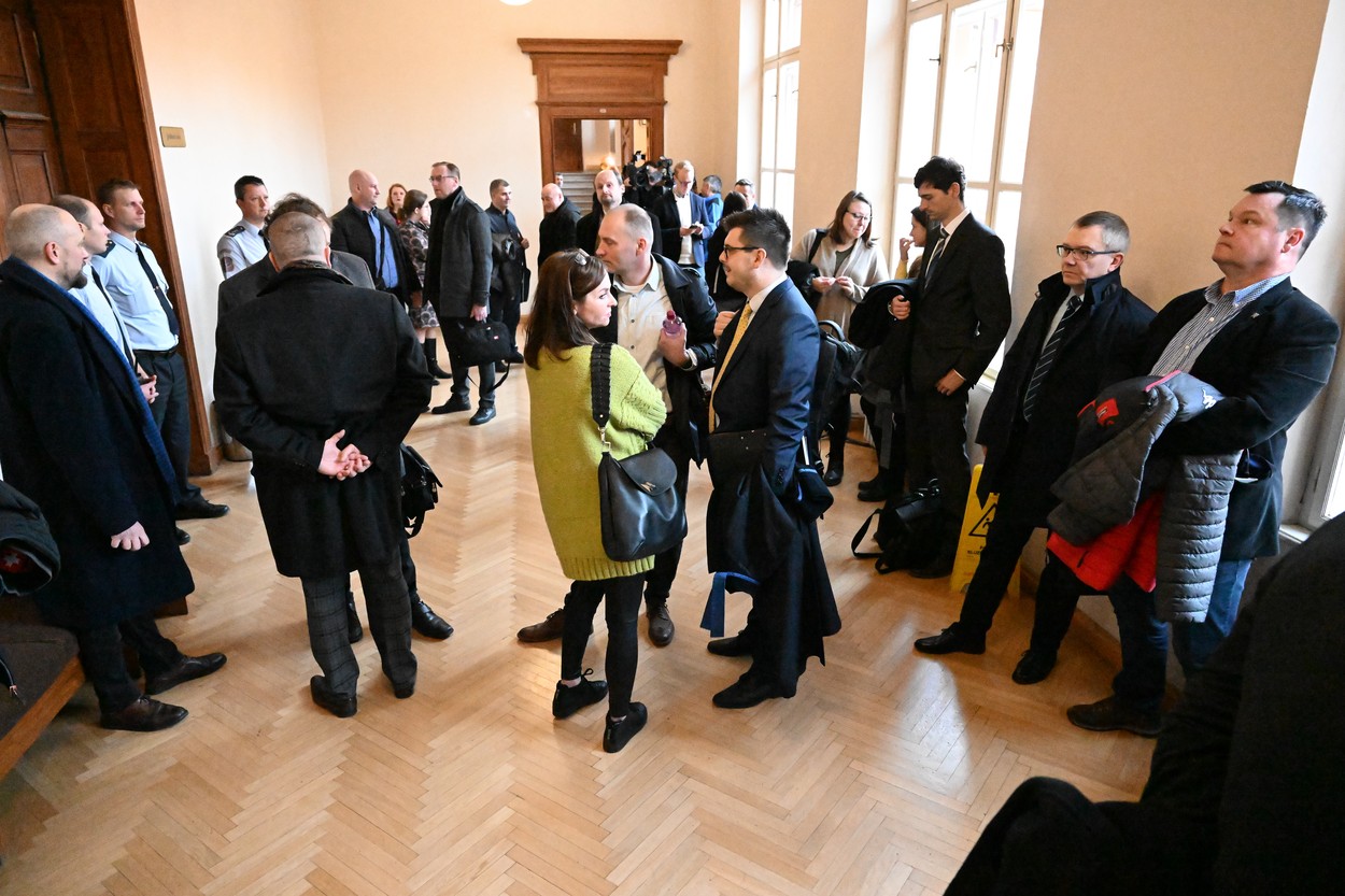 Krajský soud v Brně 10. ledna 2023 projednával obžalobu na 28 lidí kvůli úniku informací z policejních spisů.