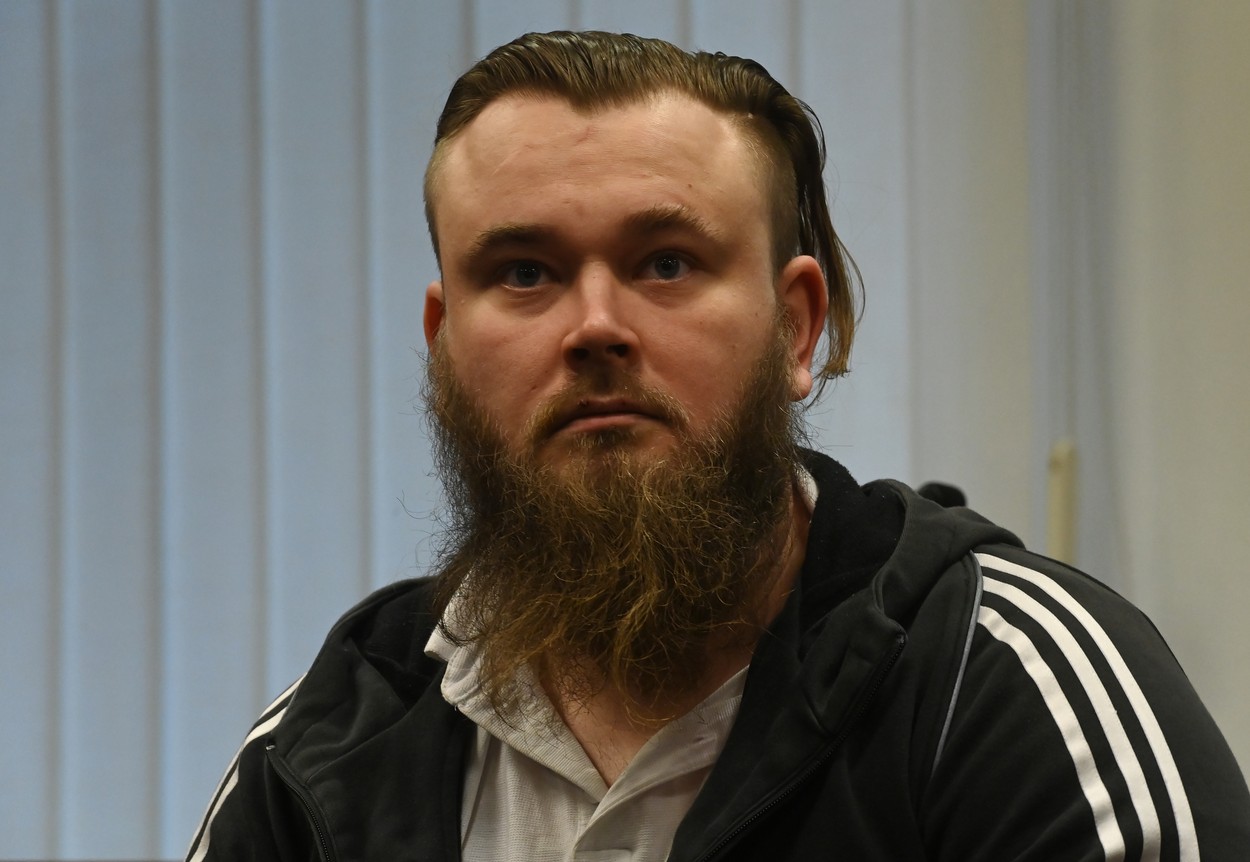 Před vrchním soudem stanul Filip Šrom, 17. ledna 2023, Olomouc. Zlínský soud ho odsoudil na devět let za padělání eurobankovek.