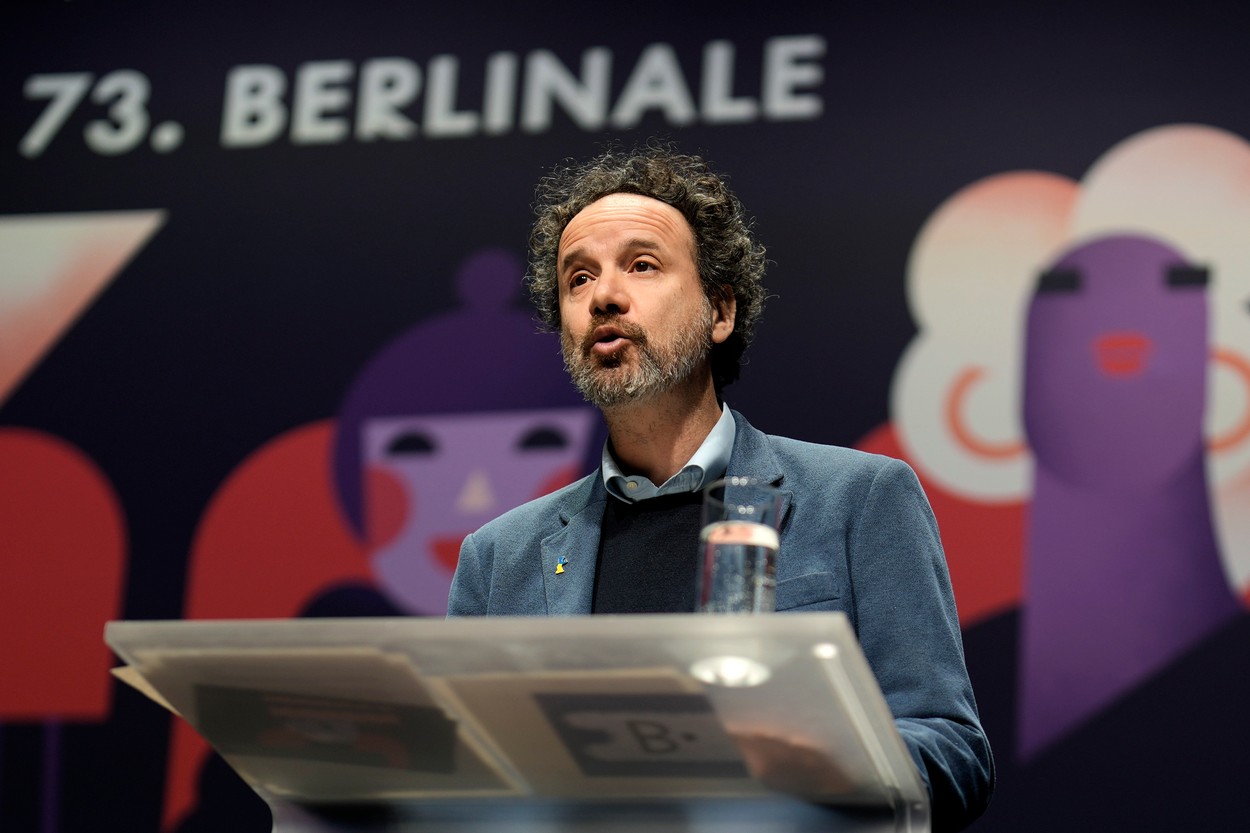 Carlo Chatrian, umělecký ředitel Mezinárodního filmového festivalu v Berlíně, informuje média během tiskové konference v Berlíně, Německo, pondělí 23. ledna 2023.