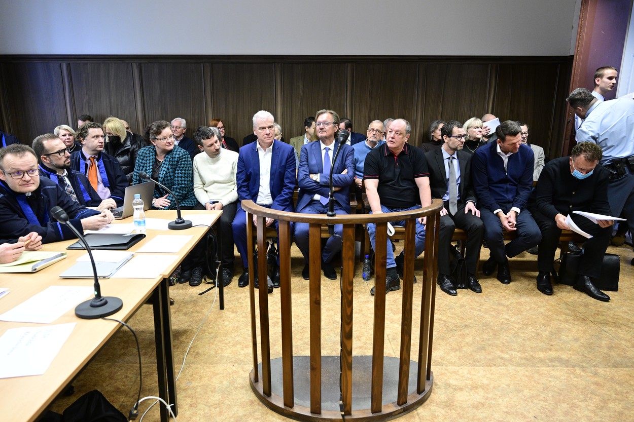 Obvodní soud se začal zabývat kauzou prodeje městských bytů, ve které bylo obžalováno 30 lidí. Mezi obžalovanými jsou politici a úředníci, podle obžaloby prodali 22 lukrativních nemovitostí v centru Prahy za nižší cenu, než stanovil později znalecký posudek. Soud jim původně trestním příkazem uložil peněžité tresty, někteří z obžalovaných proti rozhodnutí podali odpor, 24. ledna 2023, Praha.