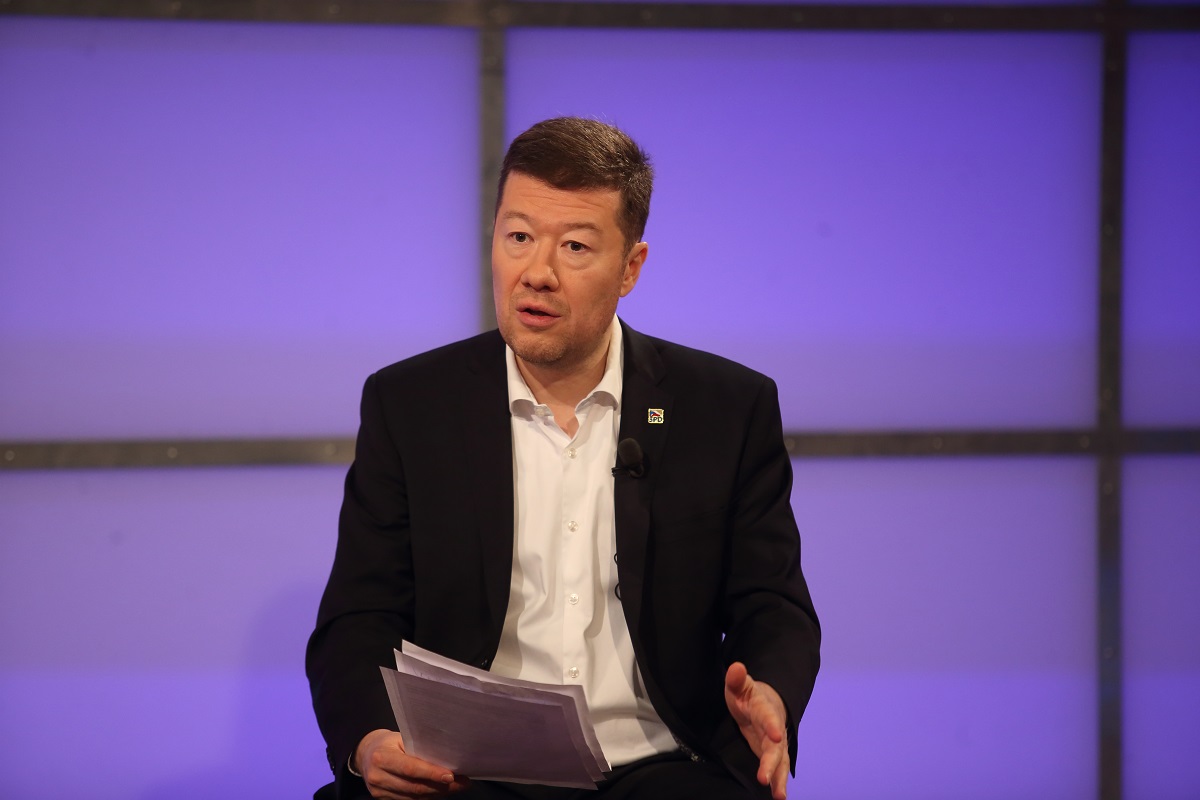 Poslanec a lídr hnutí SPD Tomio Okamura v pořadu Jaromír Soukup LIVE na TV Barrandov.