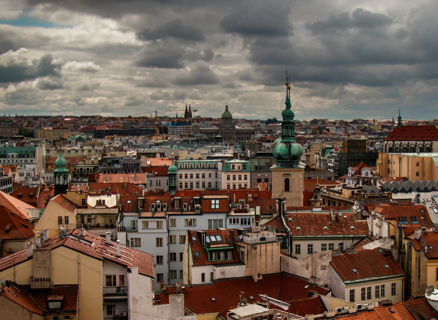 Z koleje do bytu: 5 tipů pro úspěšný pronájem bytu v Praze