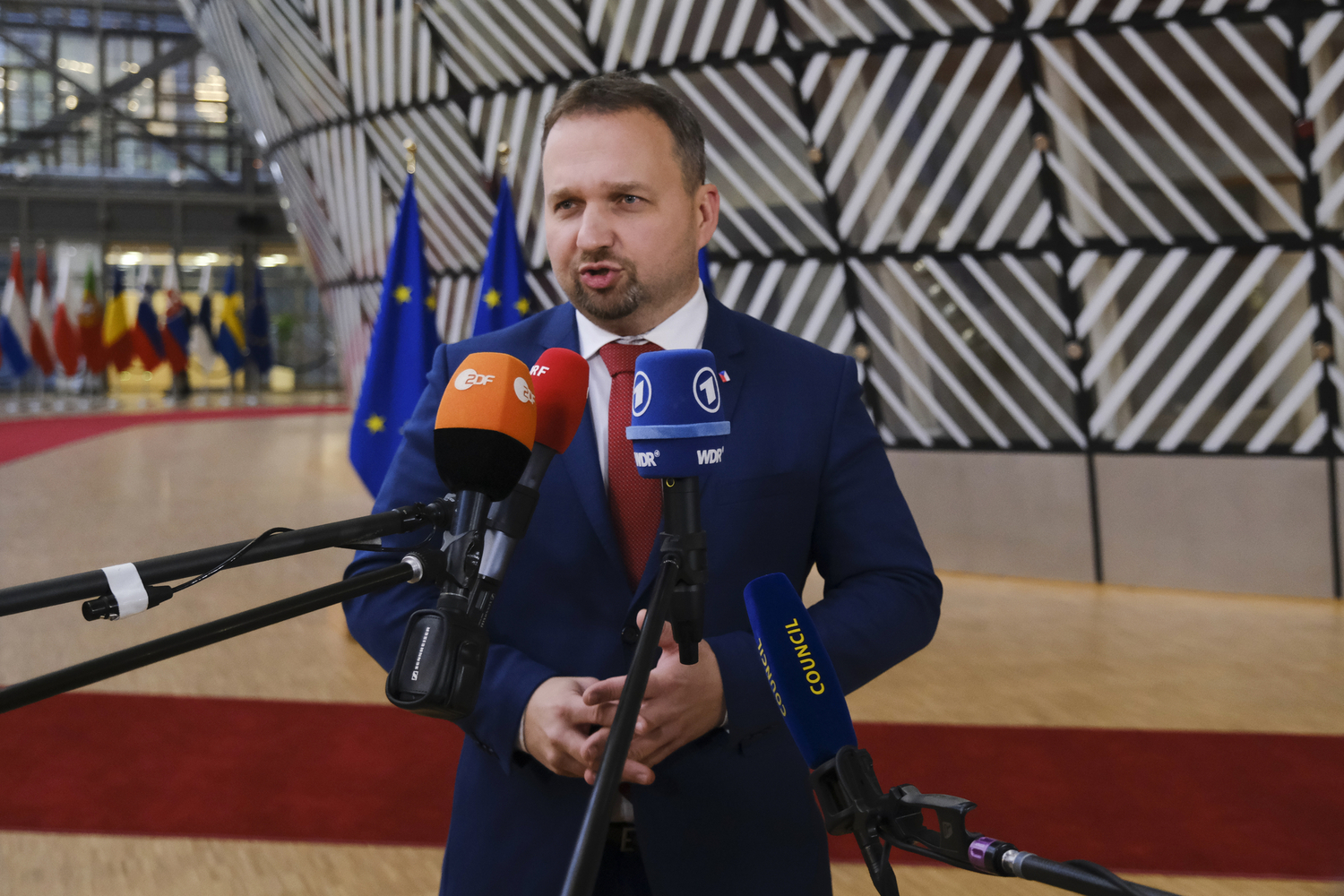 Nepředpokládáme vzrůst minimální mzdy v tomto roce, tvrdí Jurečka 