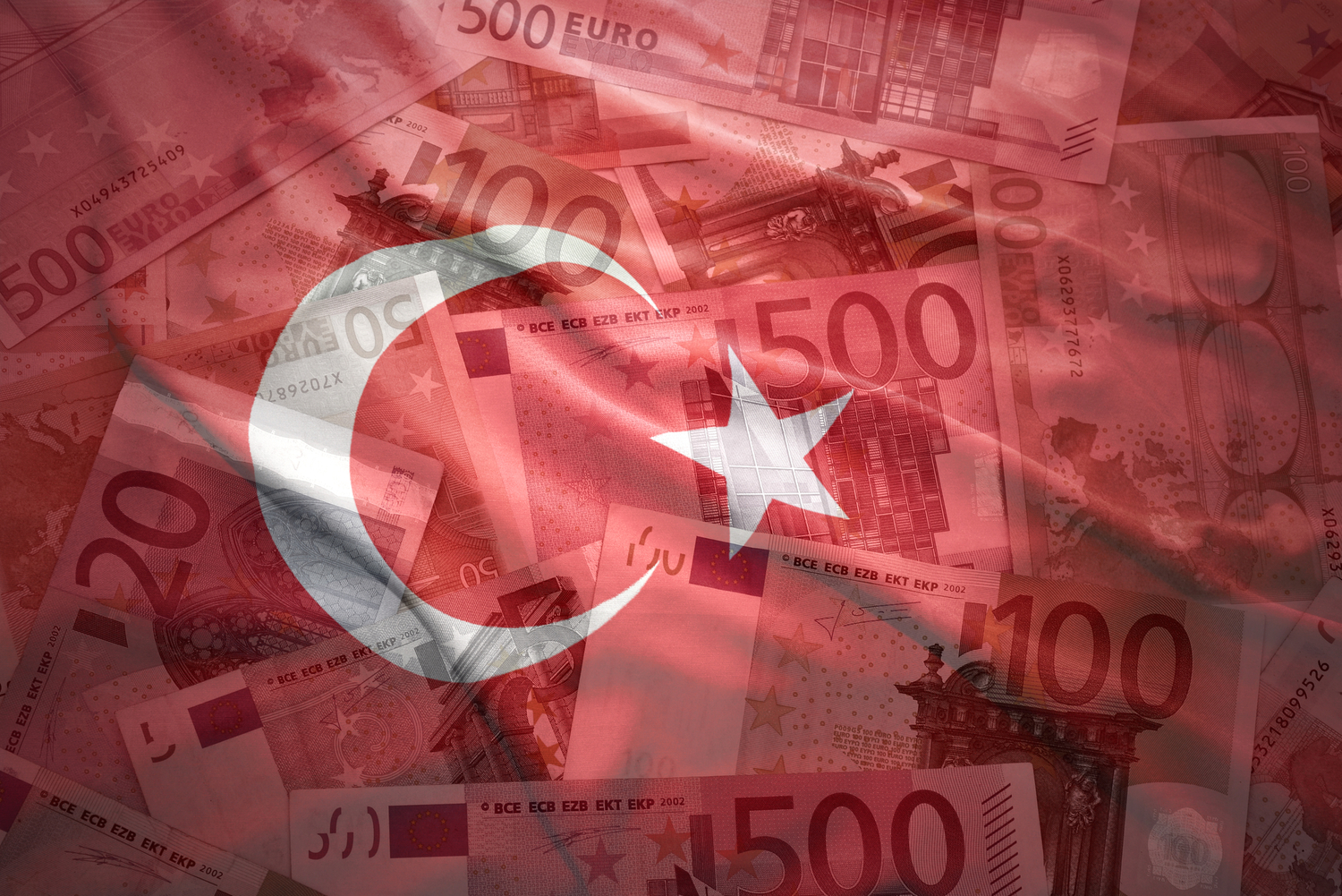 Turecká ekonomika nečekaně roste, turecká lira ovšem nadále klesá