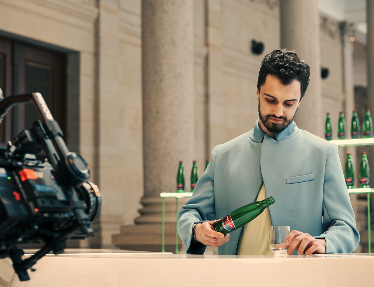 Mattoni oslavuje 150 let své existence a v nové reklamní kampani se sebejistě dívá do budoucnosti 