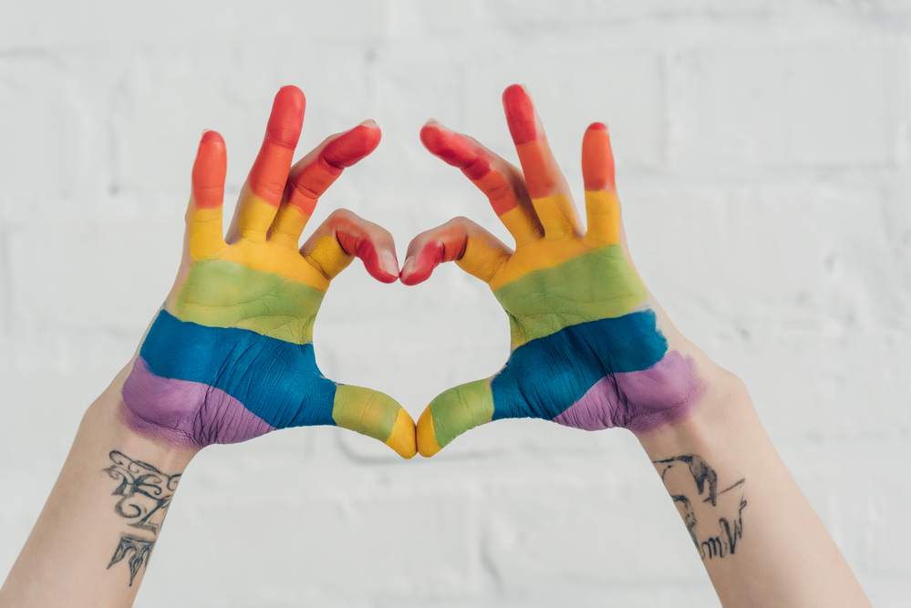 K návrhu narovnání práv homosexuálů se vláda postaví asi neutrálně