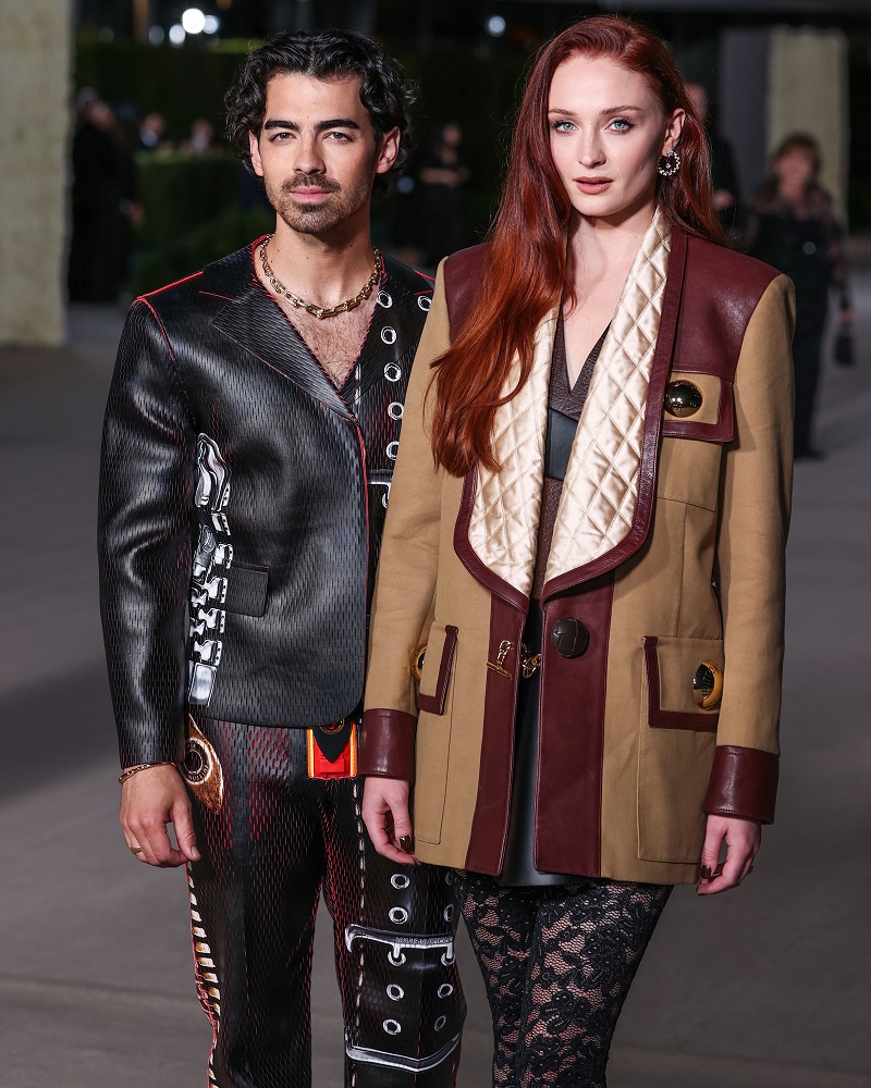 Vztah Joe Jonase a Sophie Turner je minulostí.