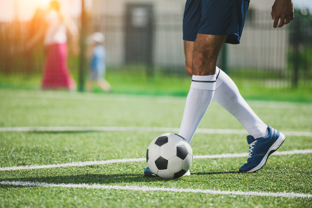 Oběti Hamásu minutou ticha uctili polští a izraelští mladí fotbalisté