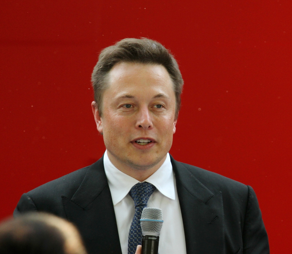 Elon Musk navštívil v Izraeli jedno z míst, kde vraždil Hamás