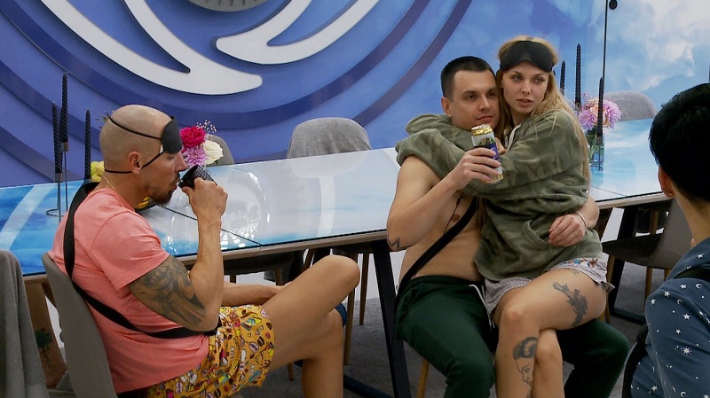 Každý účastník show má nějaký "problém".