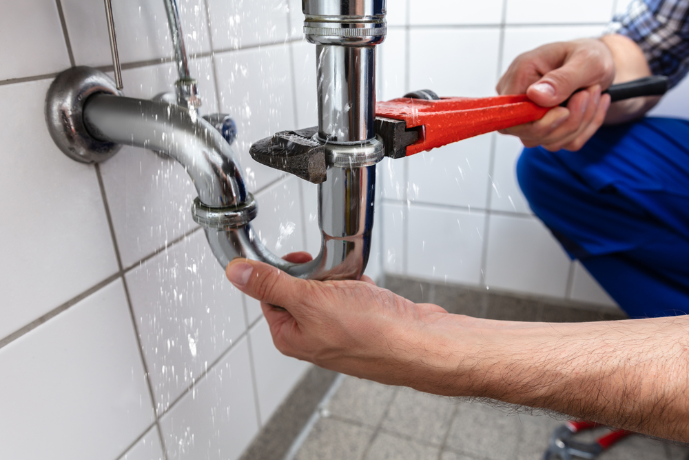 Své služby plánuje od příštího roku zdražit 42 procent řemeslníků v Česku, ceny průměrně navýší o 12 procent, vychází z průzkumu serveru ePoptávka.cz