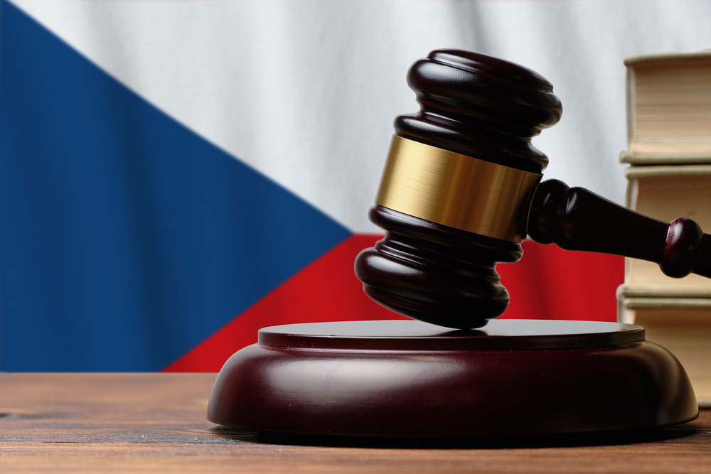 Pražský městský soud potvrdil platnost výpovědi pro učitelku, která popírala zločiny Ruska na Ukrajině 