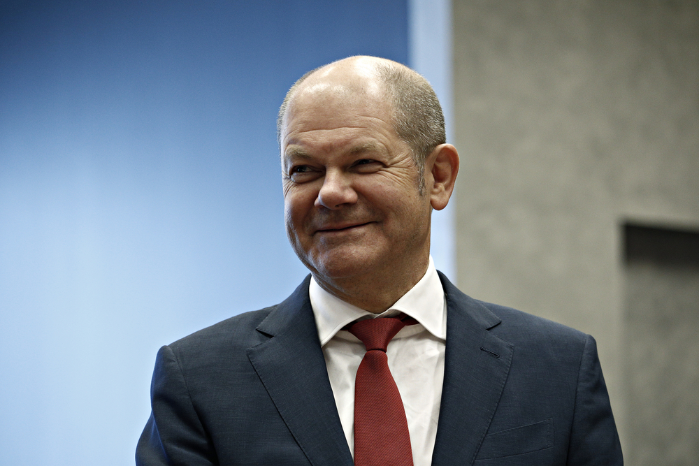 Kancléř Scholz podpořil zahájení rozhovorů s Ukrajinou a Moldavskem pro vstup do EU