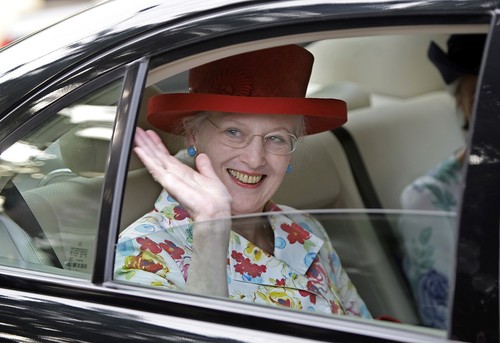 Abdikace dánské královny Margrethe II. by mohla naznačit cestu Karlu III., píše britský tisk
