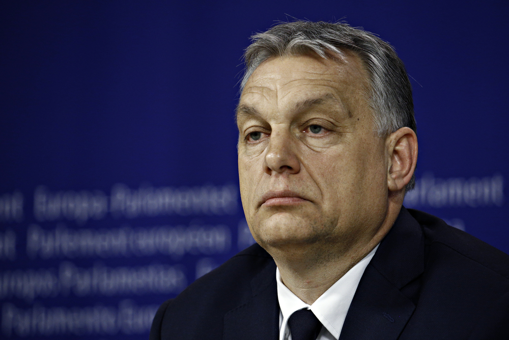 Viktor Orbán hájil na čtvrtečním mimořádném summitu Evropské unie své rozhodnutí dále nevetovat unijní pomoc Ukrajině
