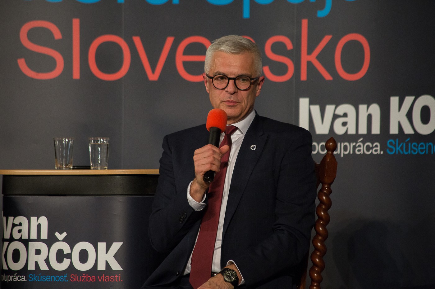 Diplomat a exministr zahraničí Korčok má podporu liberální opozice 