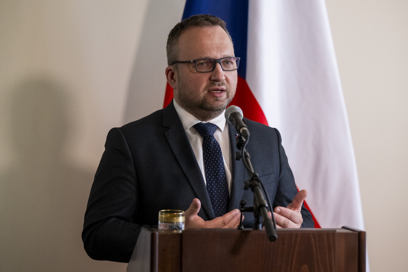 Jurečka chystá změny v posuzování stavu u žadatelů o příspěvek na péči 